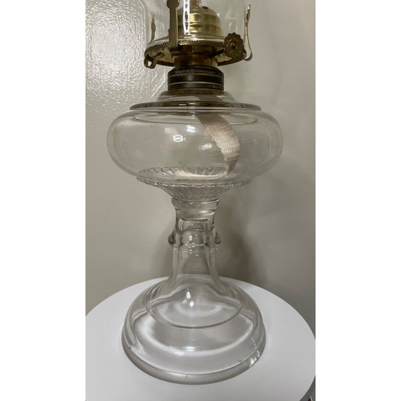 Vintage Lamp Light Farms Oil Kerosene Lamp Footed Clear Glass 18" Tall - Picture 2 of 13